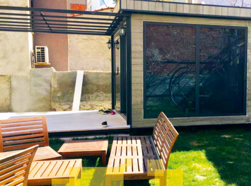 3x5 Kış Bahçesi: Giyotin Camlı ve Sürgülü Sistemli Modern Yaşam Alanı